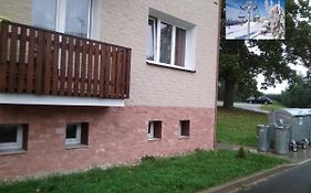 Plne Vybaveny 2+1Byt S Balkonem A Koji Pro Kola A Lyze.